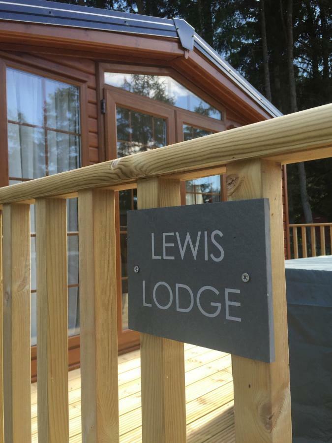 Lewis Lodge Perth Buitenkant foto